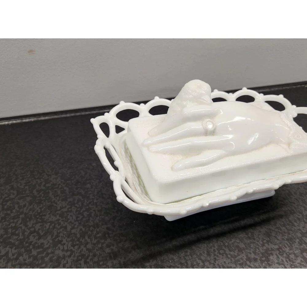 Atterbury Milk Glass Hand with Bird Lace Edge Trinket Dish Pat 1889 Good READ